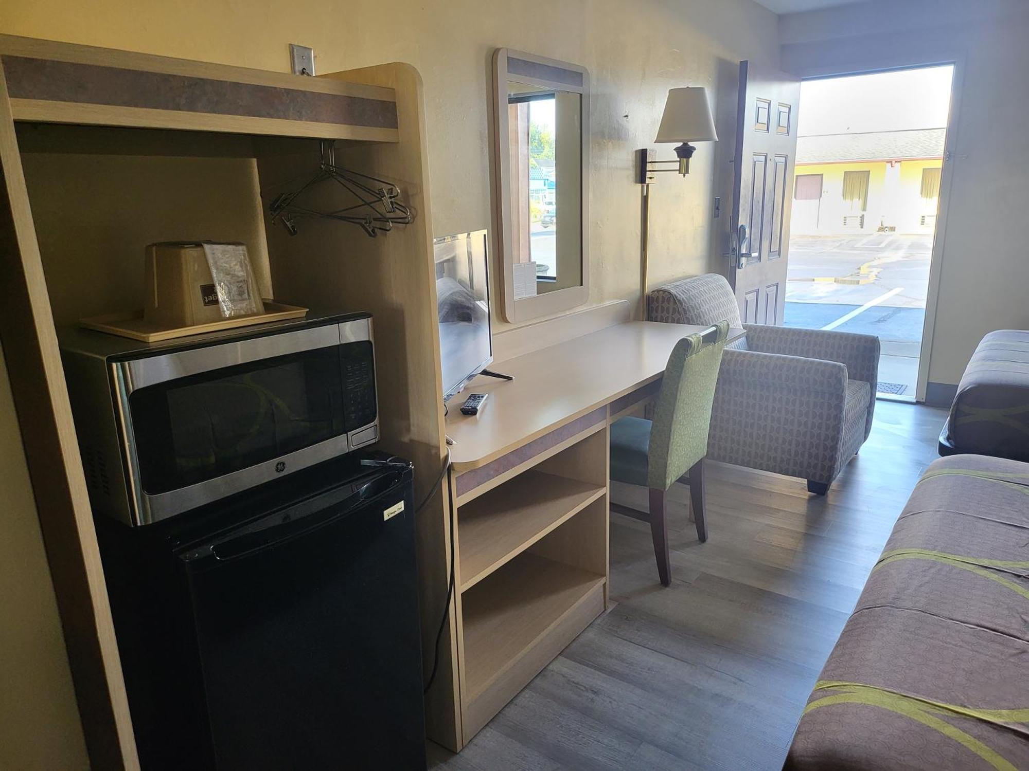 Budget Host Inn Bristol Εξωτερικό φωτογραφία