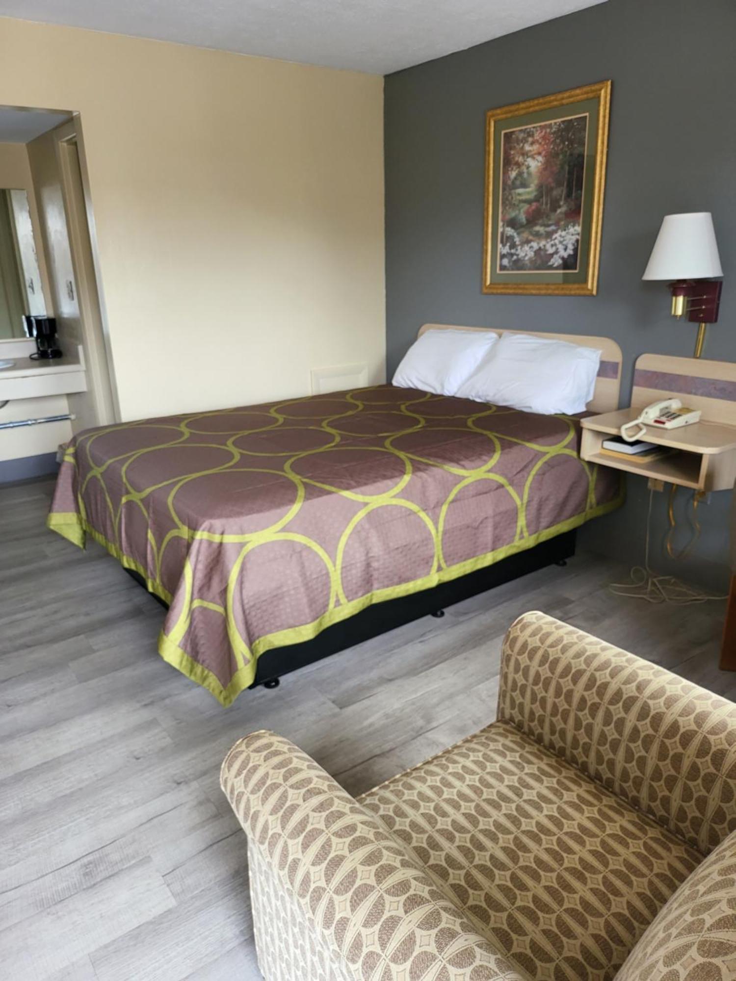 Budget Host Inn Bristol Εξωτερικό φωτογραφία
