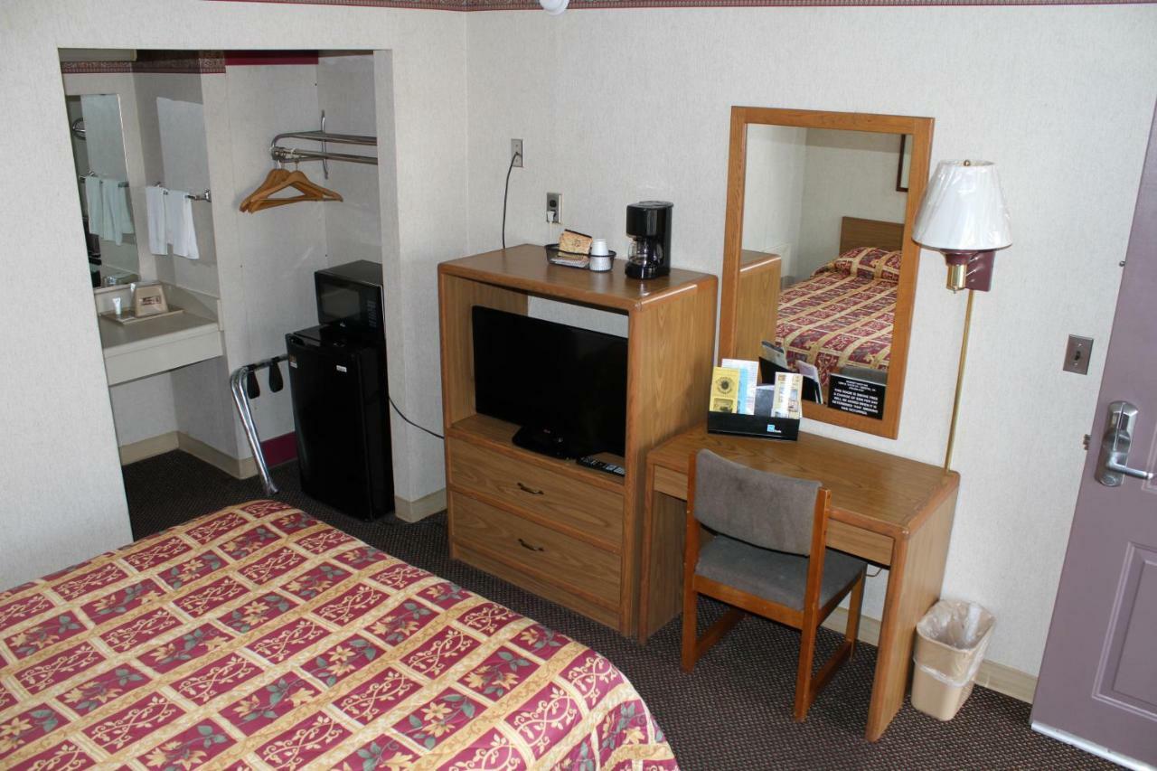 Budget Host Inn Bristol Εξωτερικό φωτογραφία